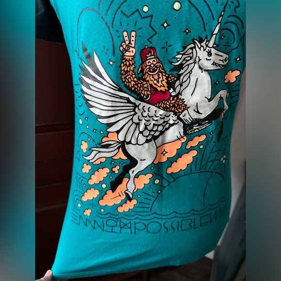 NWOT Nike Medium Athletic Cut Tee - Picture 8 of 13